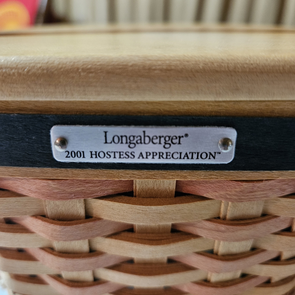 Longaberger Basket with Tan and Pink Weave and Black Band - Picture 4 of 6